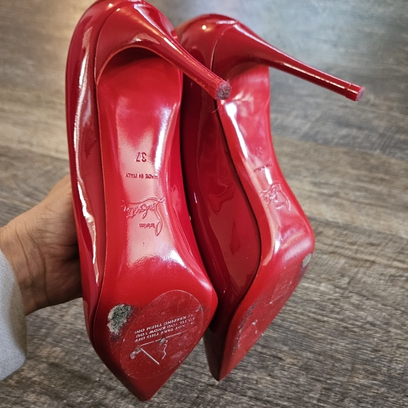 Christian Louboutin Pigalle patent leather heels - Picture 5 of 9